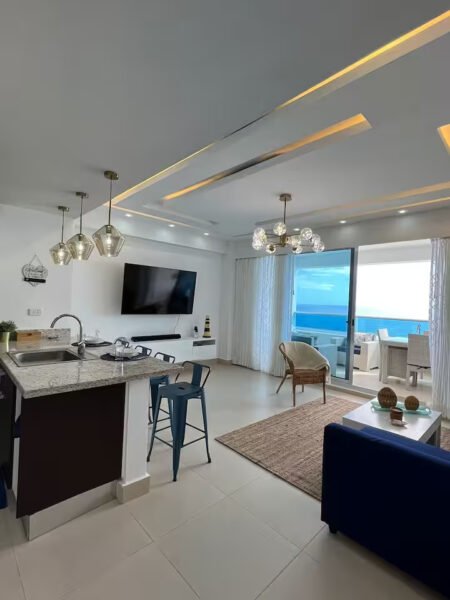 La Olas magnífico apartamento frente a la playa.